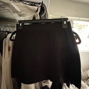 H&M Classic Black Skirt